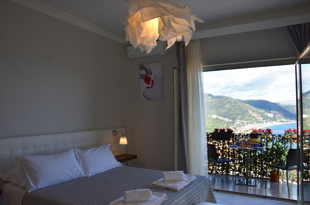 Athena Charming Rooms Taormina Exterior foto